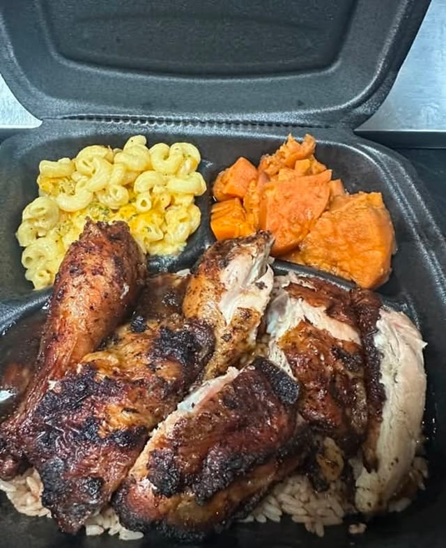 1/4 Jerk Chicken Dark.